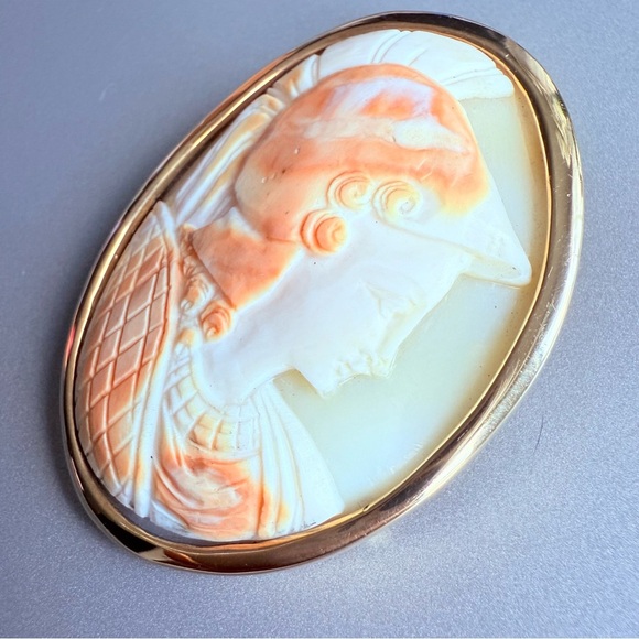 Vintage 14K Gold Exquisite Cameo Shell Athena HUGE Oval Brooch Pin/ Pend… - Picture 5 of 17